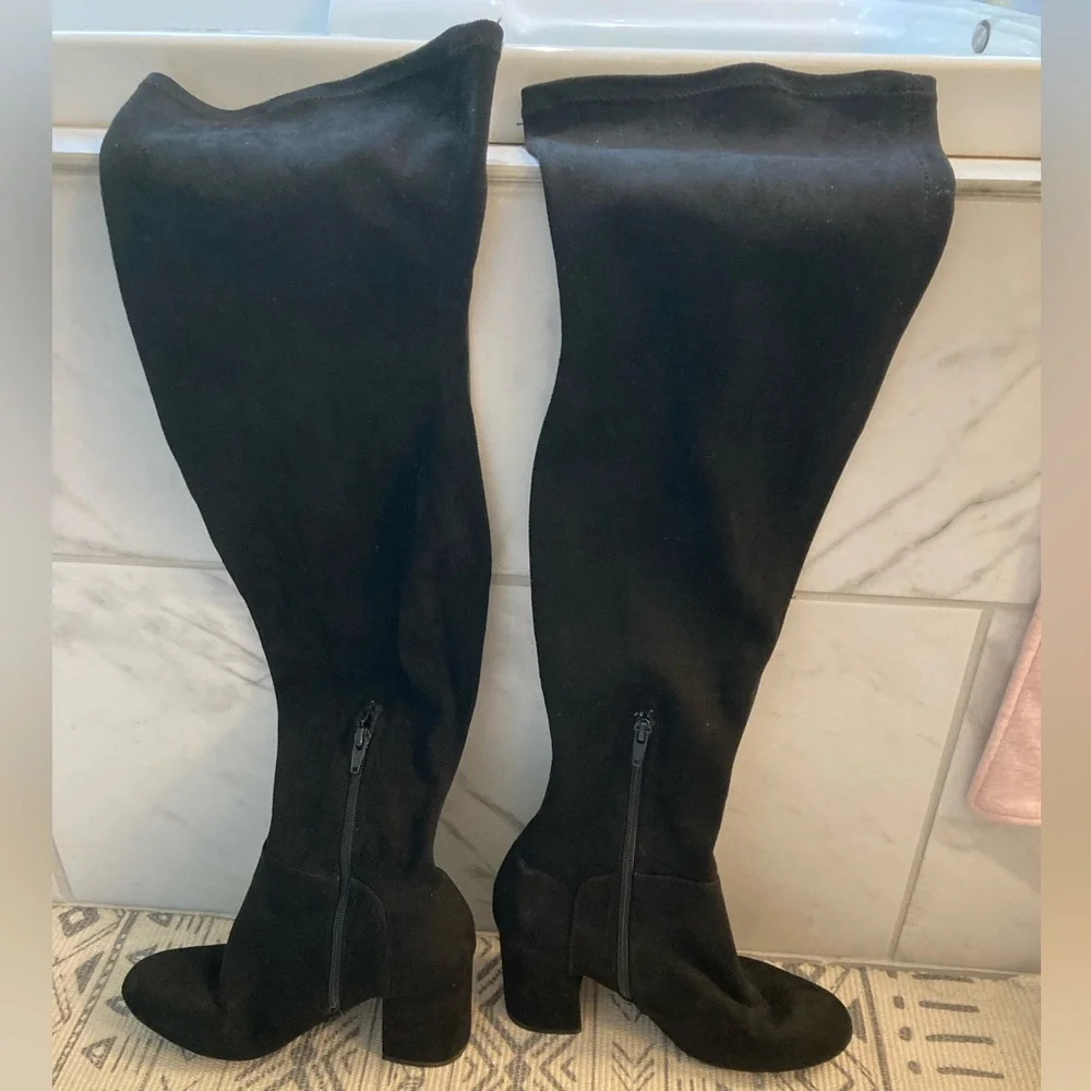 A new day black thigh high black heeled boots Sz 7.5 Wide Calf